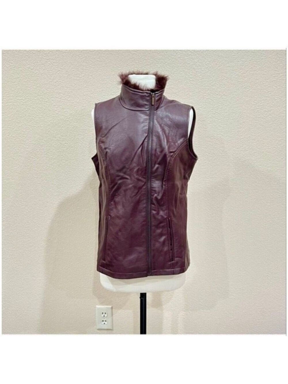 Dennis Basso Merlot Faux Leather Moto Vest Faux Fur Collar S - Picture 8 of 14